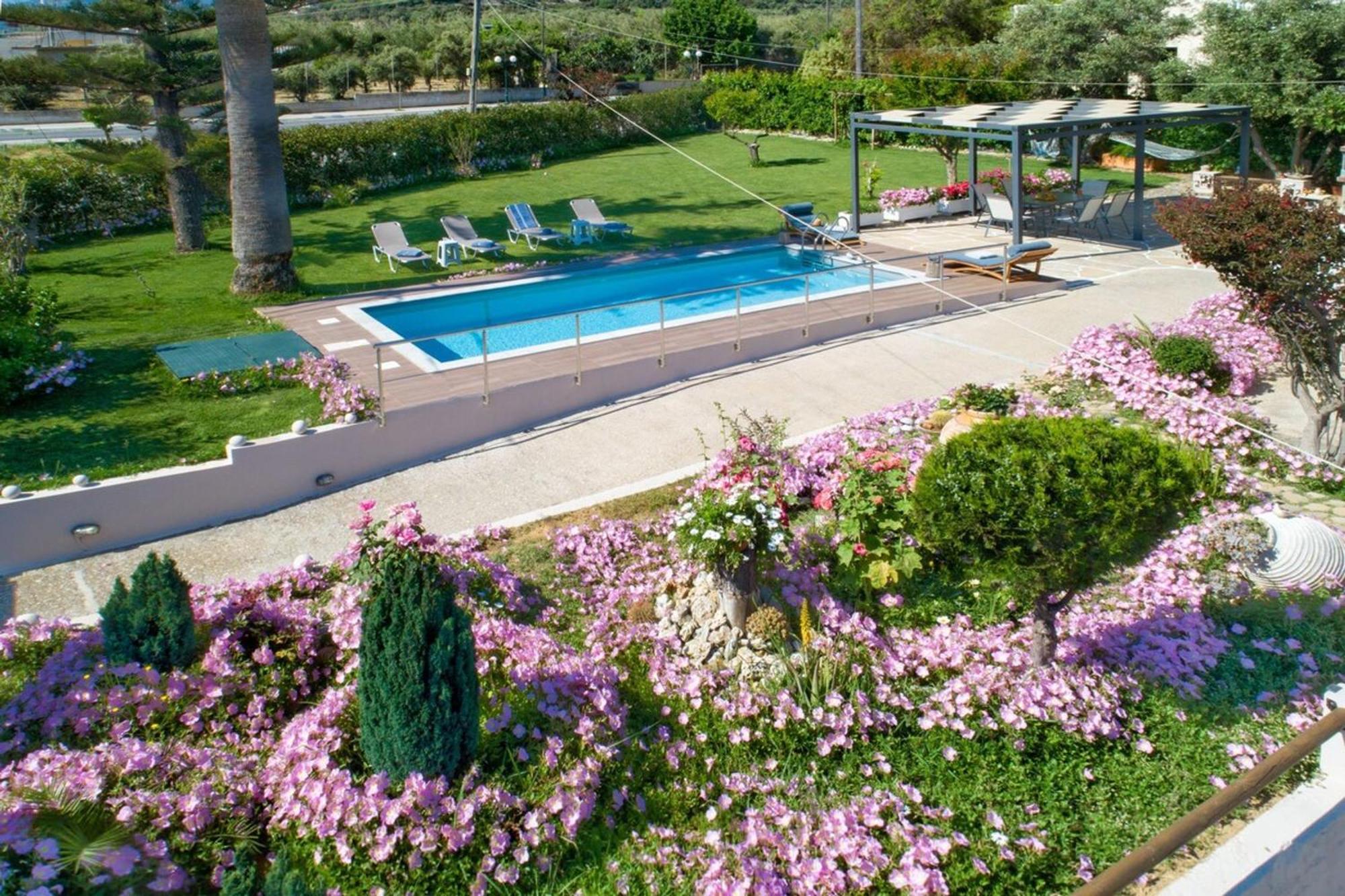 Santy Villa - Gerani Gerani  Esterno foto